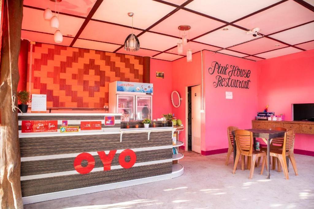 Oyo 797 Pink House Bungalow Ko Lanta Dış mekan fotoğraf