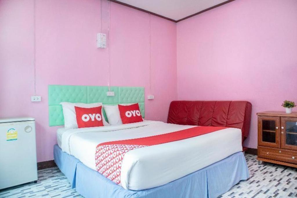 Oyo 797 Pink House Bungalow Ko Lanta Dış mekan fotoğraf