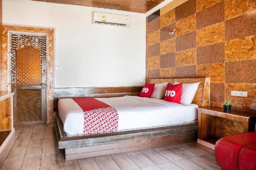 Oyo 797 Pink House Bungalow Ko Lanta Dış mekan fotoğraf