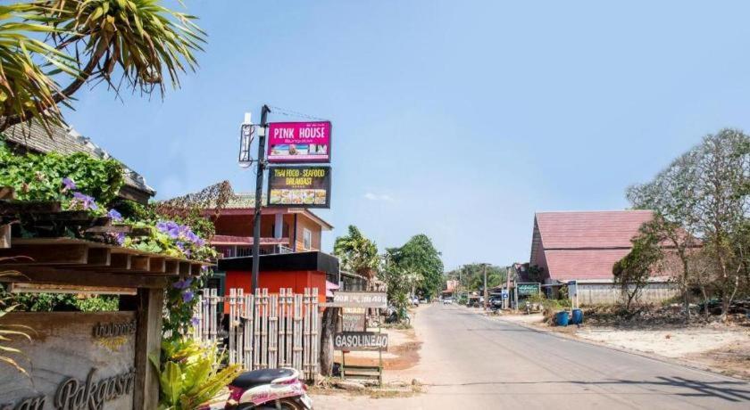 Oyo 797 Pink House Bungalow Ko Lanta Dış mekan fotoğraf