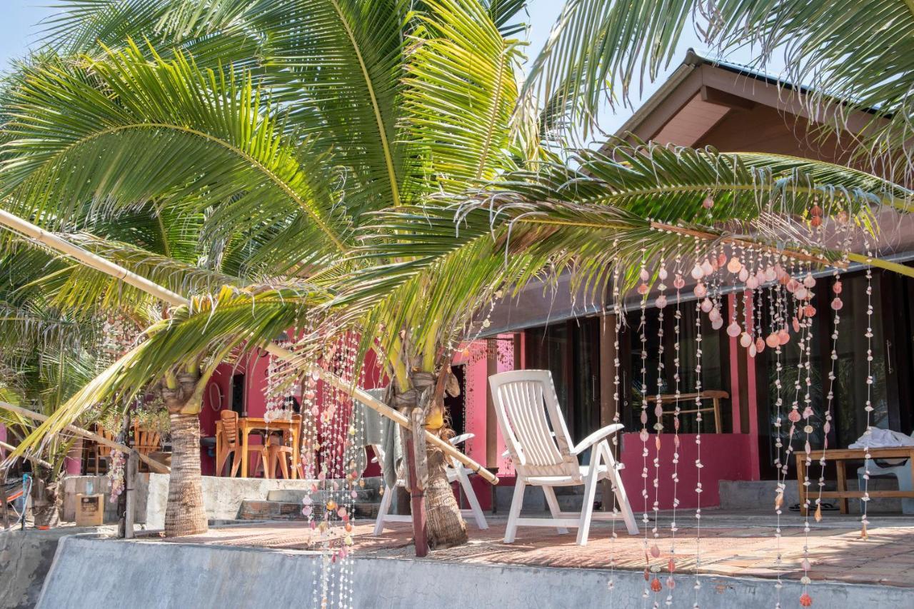 Oyo 797 Pink House Bungalow Ko Lanta Dış mekan fotoğraf